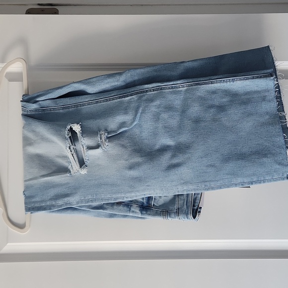 Classic Light Blue Women's Jeans - Picture 6 of 6